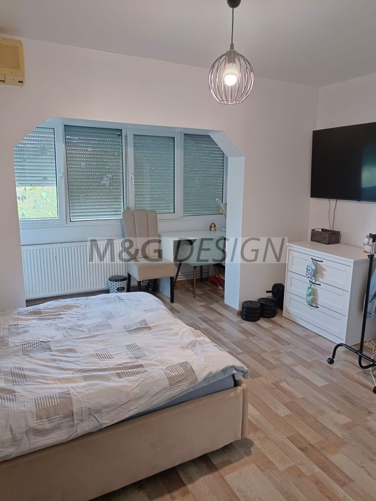 Apartament 3 camere decomandat cu centrala - Poză 4
