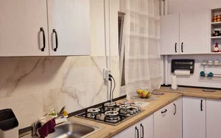 APARTAMENT 3 CAMERE DE INCHIRIAT |  RENOVAT |  GORJULUI - Poză 2