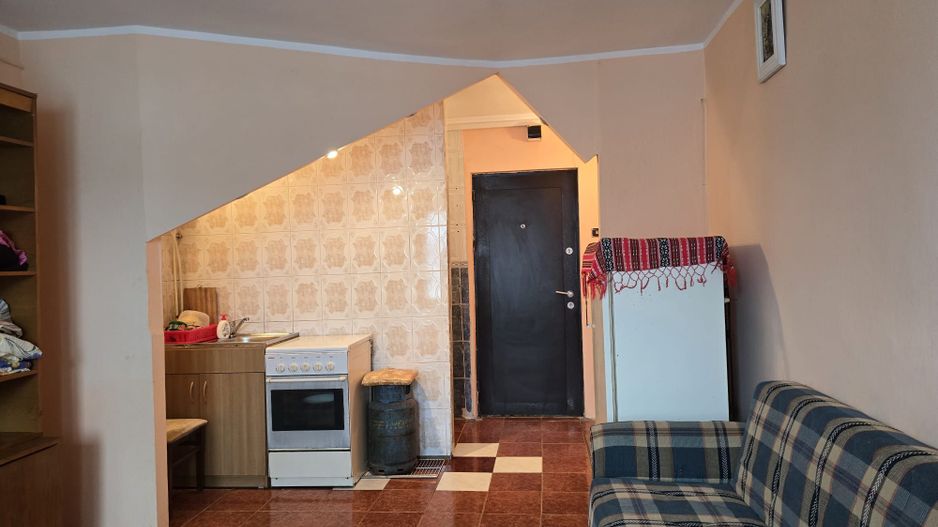 De vânzare garsonieră de buget Strada Condorilor, (uzina Aerostar). - Poză 9