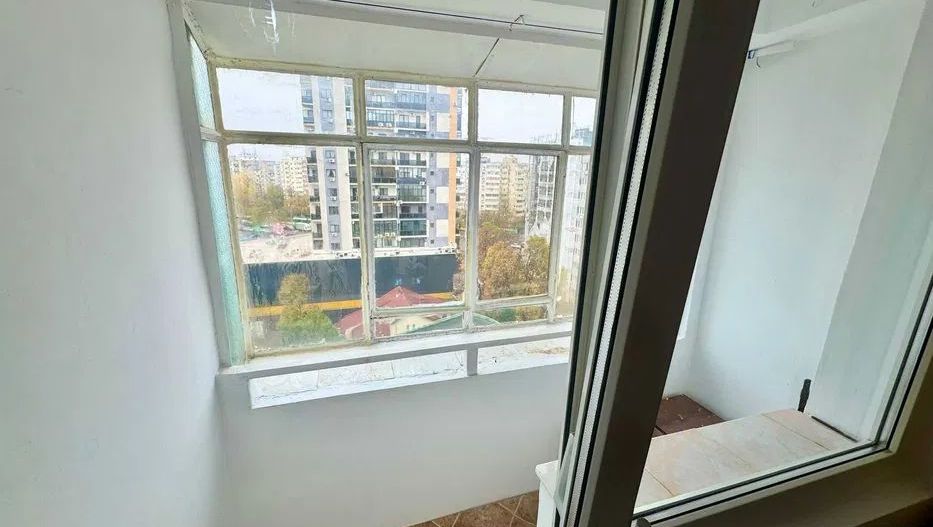 garsoniera de inchiriat in dristor aproape de metrou - Poză 8