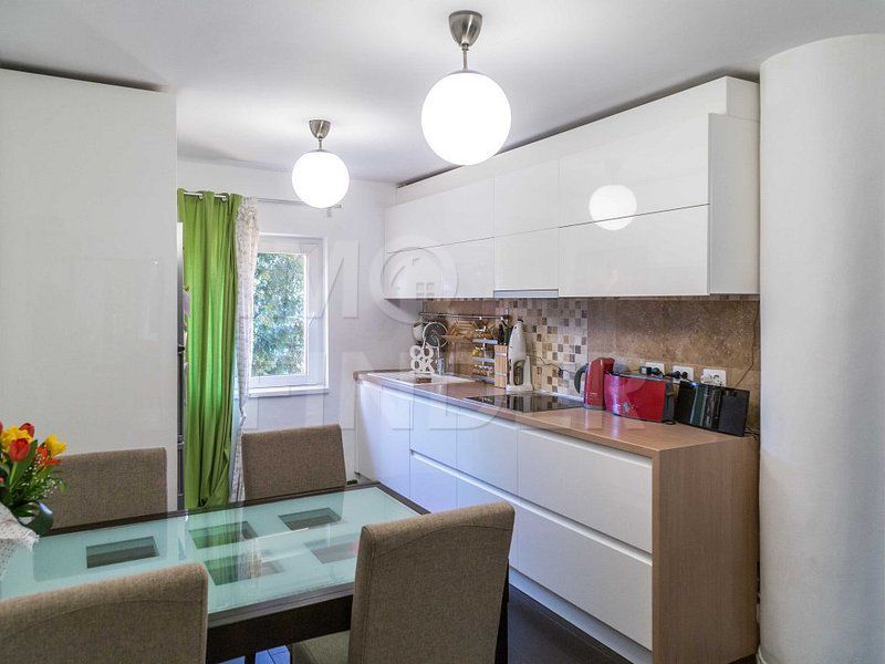 Apartament cu 4 camere, parcare,  Zorilor - Poză 1