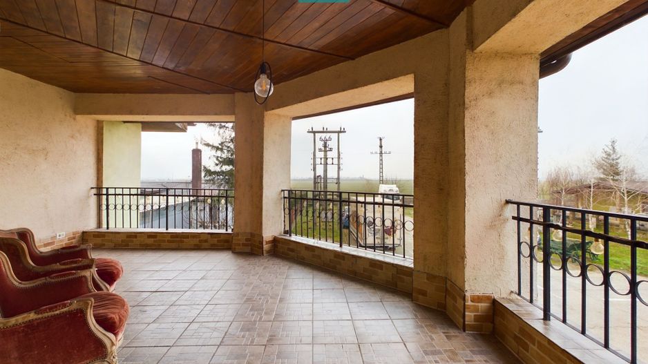 Casă in Cartierul Verde - Poză 11