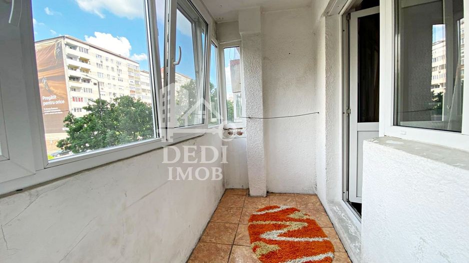Apartament cu 3 camere de vanzare zona Bulevardul Dacia, Oradea - Poză 11