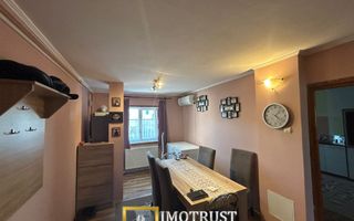 De vanzare apartament 3 camere/ Aradul Nou - Poză 1
