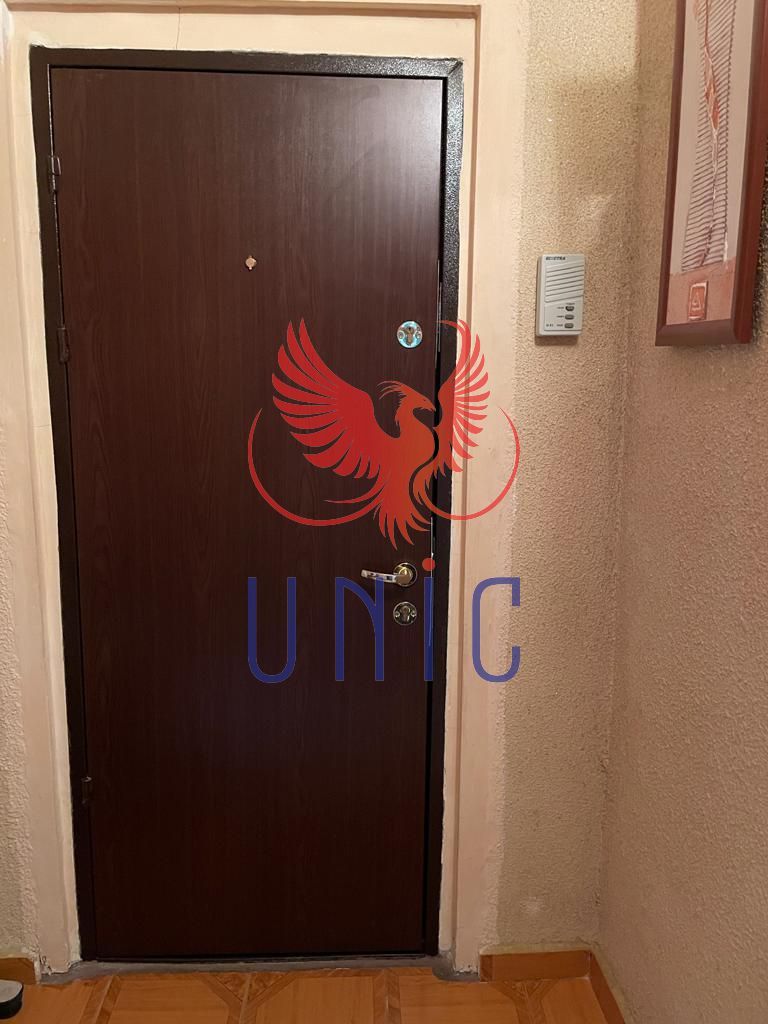 Apartament cu 3 camere de vânzare în 1 Mai, Craiova - Poză 3