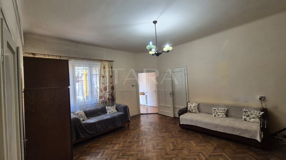 Apartament în Vilă Interbelică – Ultracentral, lângă Parcul Central - Poză 3