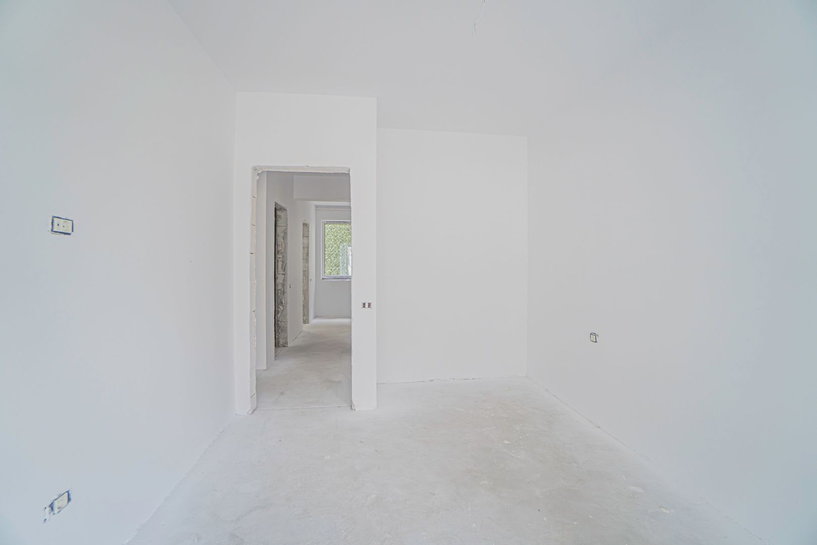 Tomis Nord - Vanzare apartament decomandat cu 3 camere, bloc nou. - Poză 13