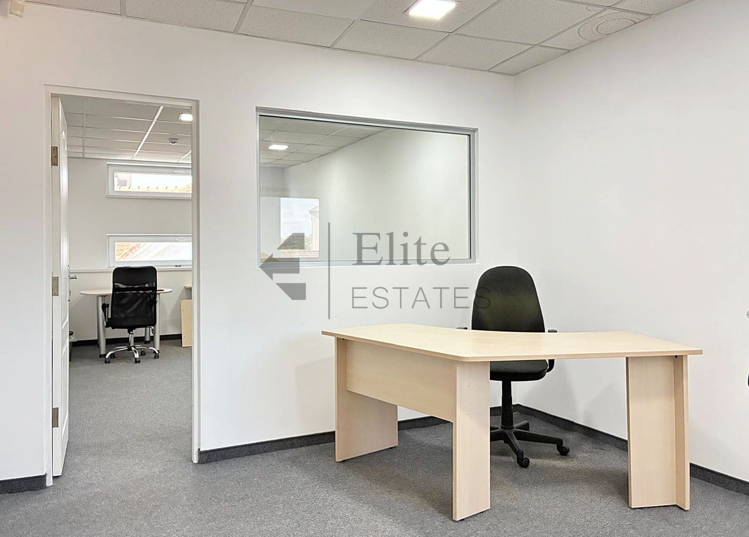 Birou ultracentral pe Bld. Magheru din Oradea - Poză 1