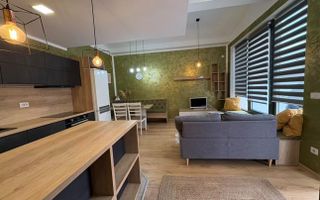 Casă cu design modern, renovată, 3 camere – zonă centrală premium - Poză 1