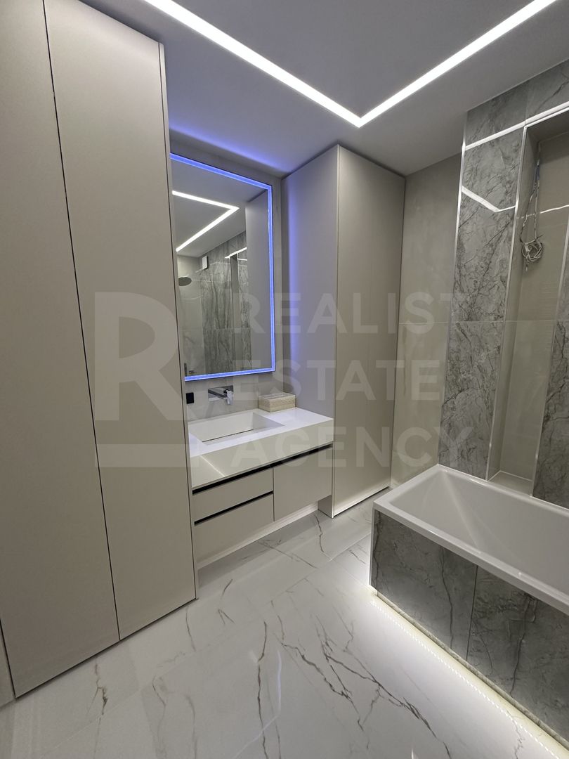 Chirie, apartament, 1 cameră + living, strada Moara Roşie, Centru - Poză 2