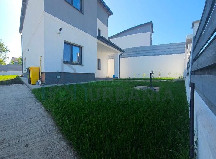 Casa D+P+E in Tomesti,Asfalt, Tâmplărie VEKKA - Poză 15