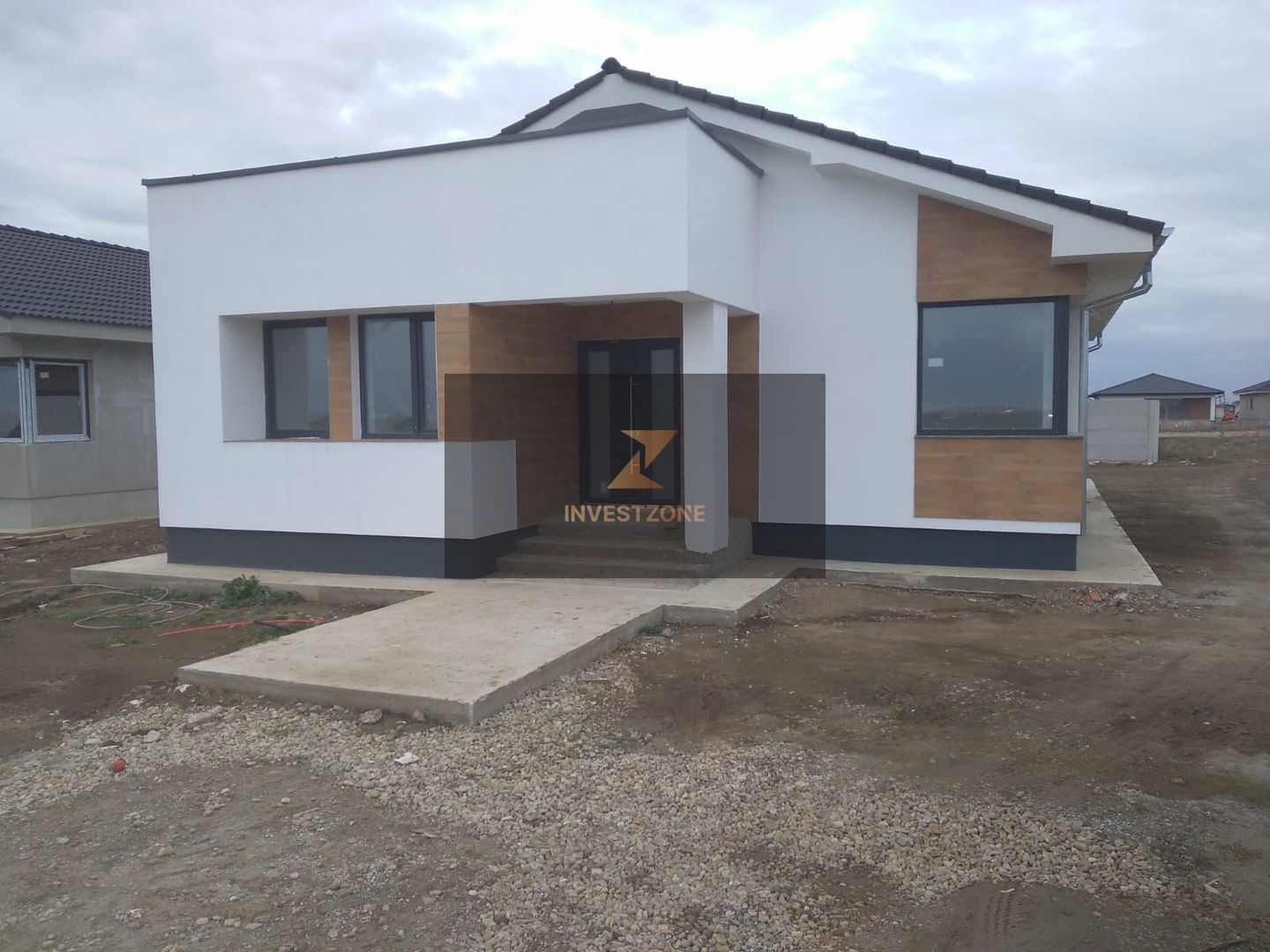 Case Premium Santandrei - Poză 1