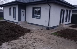 Casa noua Manastirea - Bilden