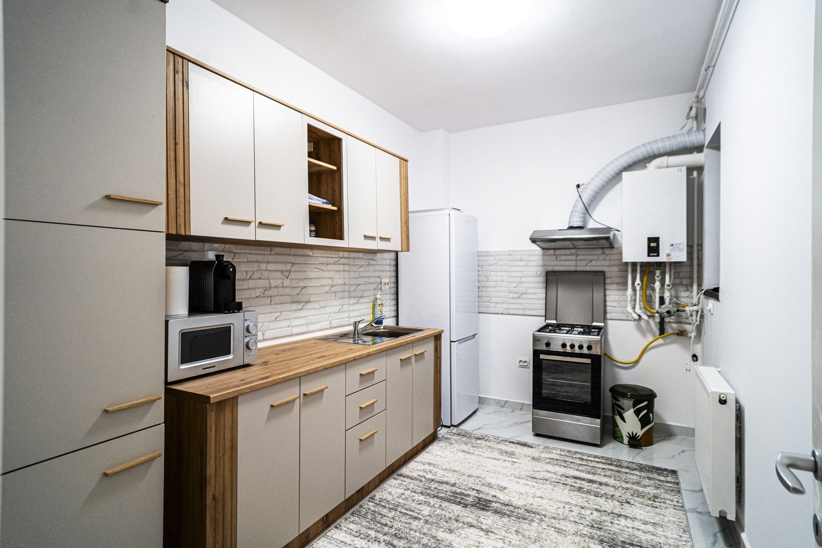 Prima inchiriere 2 Camere, decomandat, etaj 4, 6 minute METROU Preciziei - Poză 6