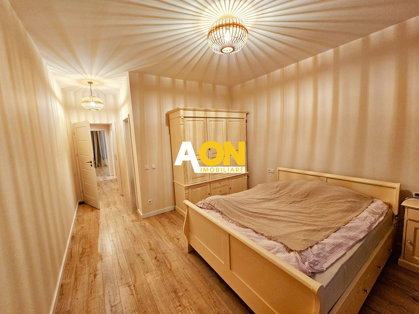 Casa 4 camere, 424 mp teren, partial mobilata, cartier Orizont - Poză 13