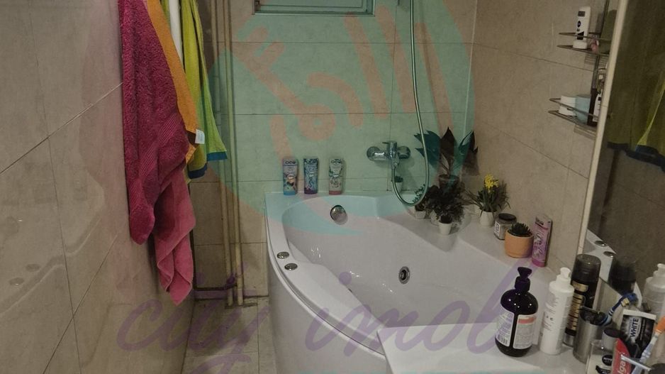 3 camere Unirii -Libertății | Vedere Parlament & Catedrală | Bloc 1992 - Poză 11