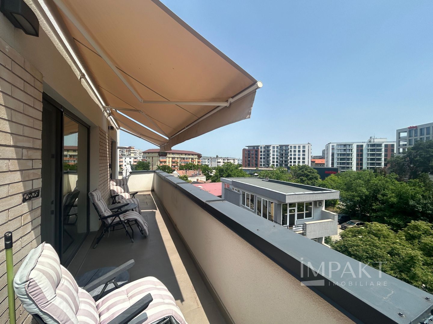 Inchiriere apartament 2 camere, parcare si terasa, zona The Office! - Poză 10