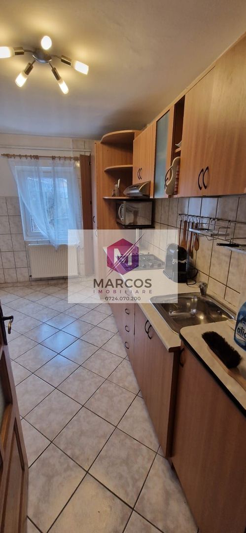 Vand apartament 4 camere Făgărașului - Poză 2