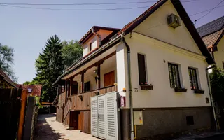 Casă individuală cu 5 camere și curte proprie - în Cisnădioara - Poză 34