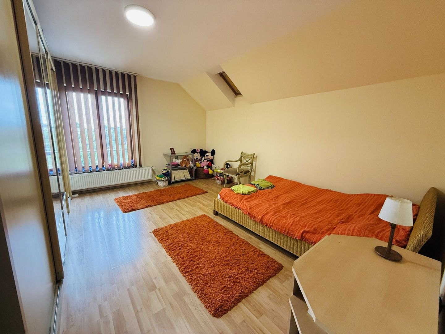 Bogdanestilor | Casa individuala | 9 camere |  Mobilata-Utilata | Comision 0% - Poză 24