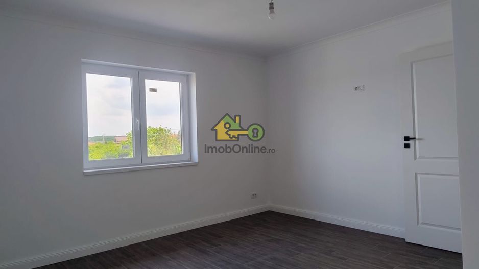 Duplex nou – 142 mp utili, 300 mp teren, Șag - Poză 12