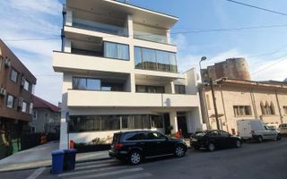 Apartament 4 camere, 2 locuri parcare si boxa, Victoriei - Poză 12