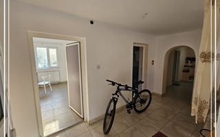 Opurtunitate si liniște Casa de vânzare la cheie Mocrea Jud. Arad - Poză 4