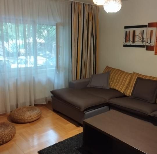 Apartament 2 camere Eorii Revolutiei Centrala proprie - Poză 2