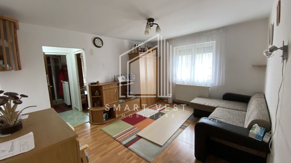 Apartament 3 camere | Etaj intermediar | Zona Micro 14 - Poză 1