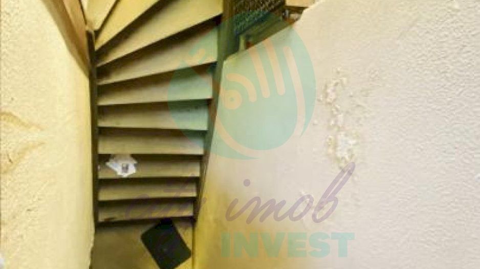 Vanzare jumatate de vila | Primaverii - Poză 7