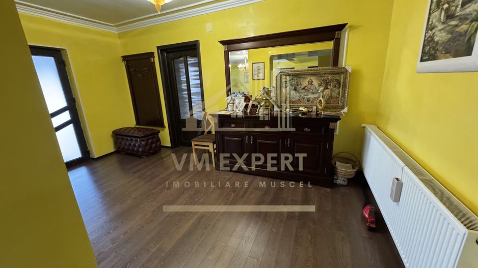 VILA 5 CAMERE 246 MP TEREN 817 MP CÂMPULUNG, 0 COMISION CUMPARATOR - Poză 5