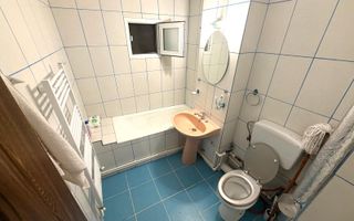 3 camere decomandat cu 2 bai Rovine etajul 3 centrala termica 72mp - Poză 8
