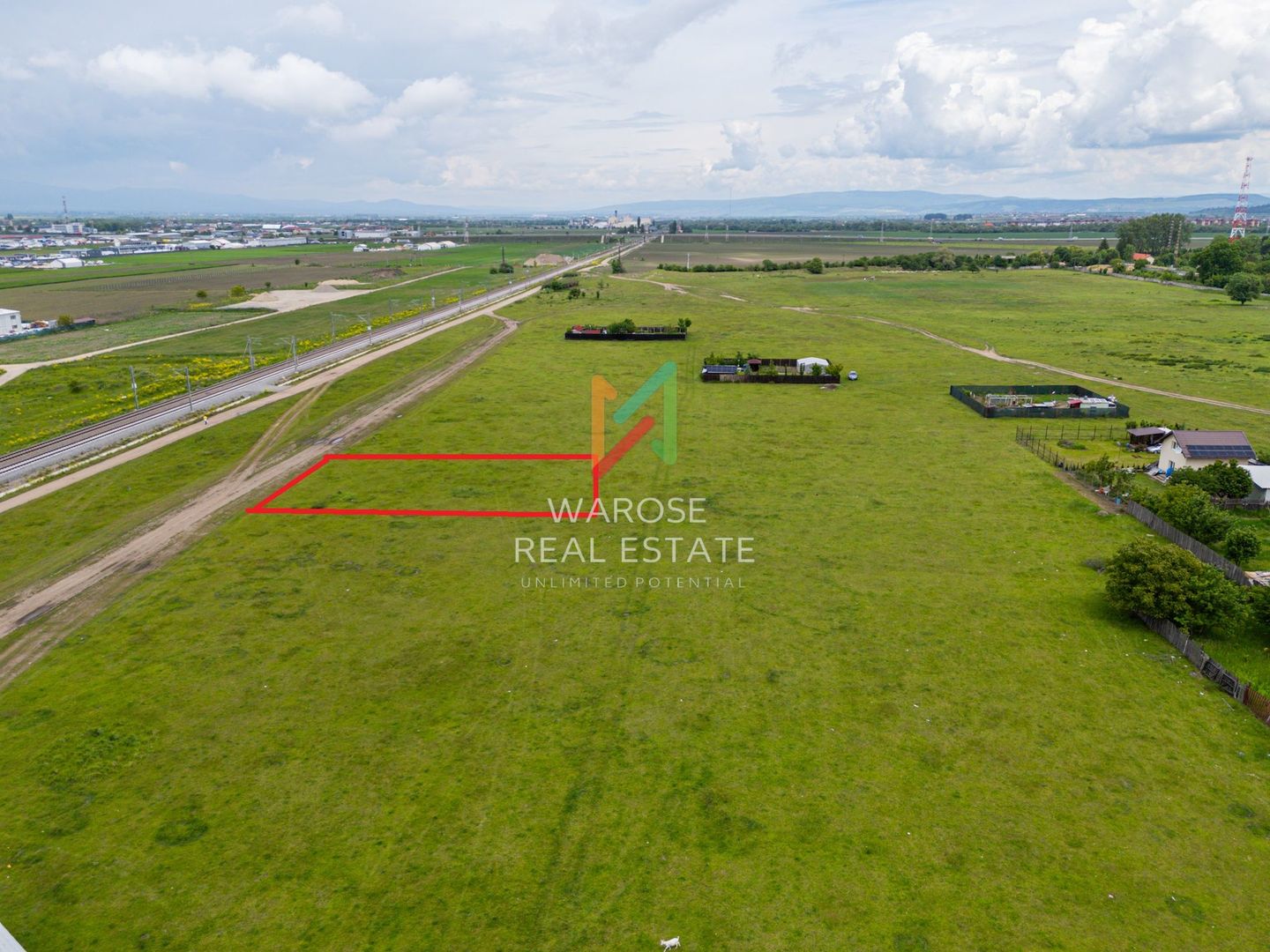 Teren intravilan cu potențial investitie |1000 mp| Tractorul - Poză 1