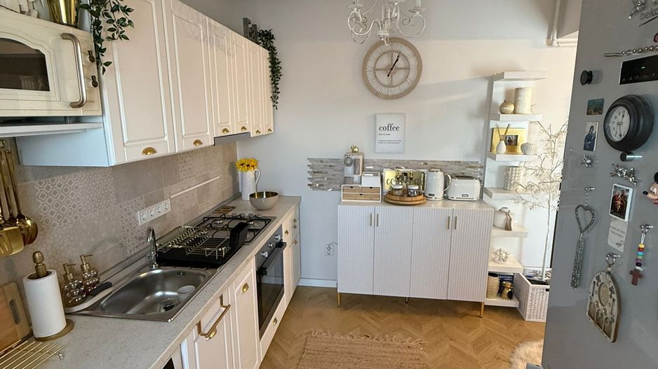 🏡 Apartament modern 3 camere | 65 mp | etaj 3/5 cu lift | parcare - Poză 8