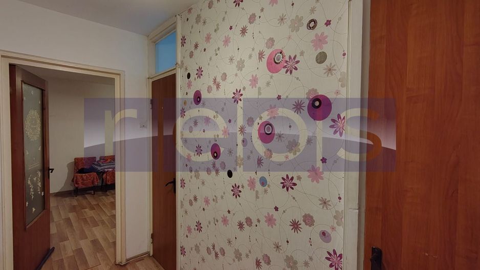 VANZARE GARSONIERA SPATIOASA I LIBERA I METROU I VALEA IALOMITEI - Poză 3