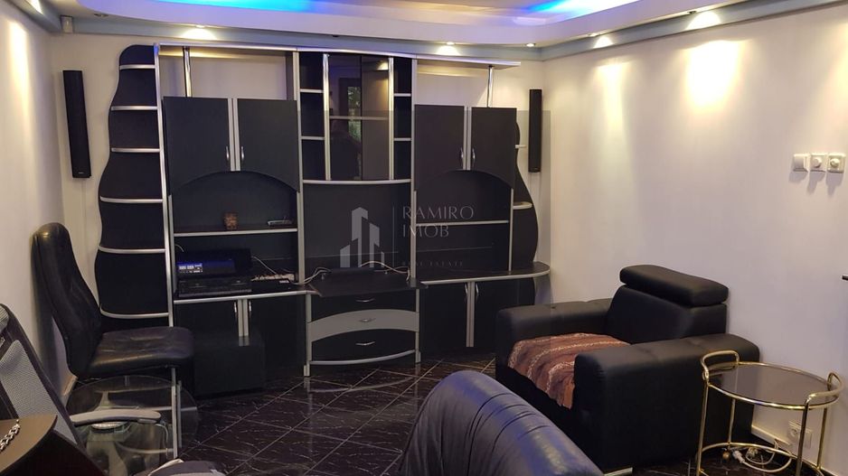 Apartament 3 camere decomandat Drumul Taberei - Poză 11
