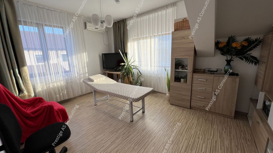 Vila 7 incaperi + 3 Anexe | 1800mp Teren | La Intrare in Dumbravita - Poză 6