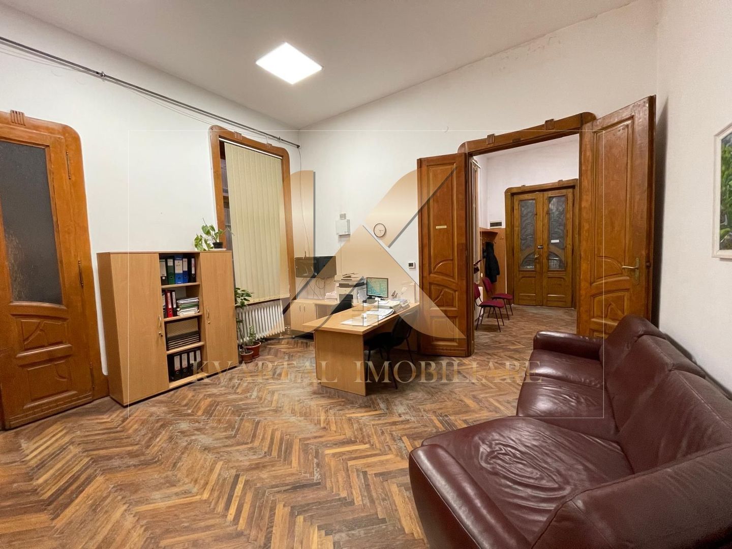 Apartament deosebit cu 5 camere, 123 mp utili. Opurtunitate unica! - Poză 2