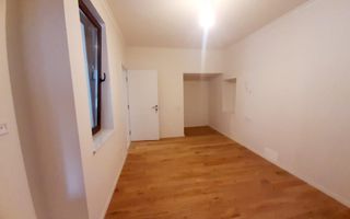 Casa de vanzare in Piata Abator - Poză 6