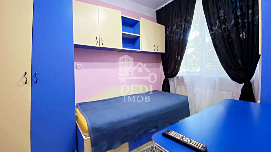 Apartament 3 camere de inchiriat in zona Rogerius, Oradea - Poză 6
