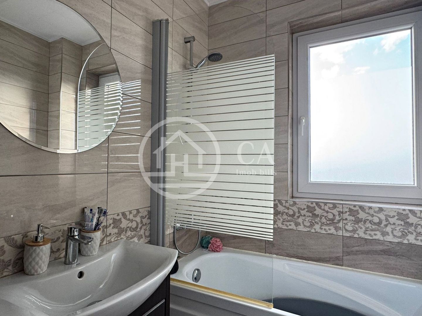 Apartament cu 2 camere de vânzare in zona Nufarul, Oradea - Poză 10