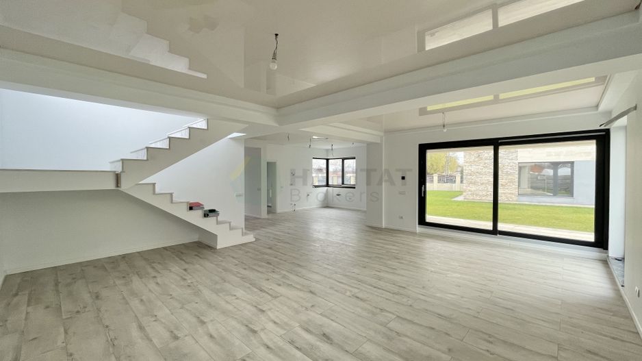 Vila individuala 5 camere Corbeanca - Poză 2