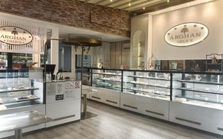 Vânzare  Închiriere proprietate 756m2 ultracentral, lângă Arcul de Triumf - Poză 2