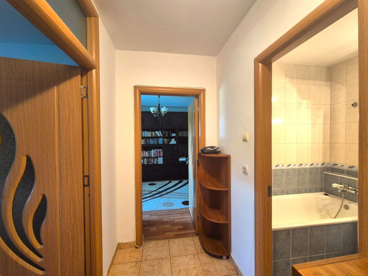 Centru Civic, apartament decomandat, ideal pentru un cuplu, pet friendly - Poză 4