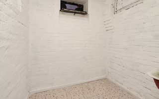 Piata Muncii, casa 87 mp totali, 179 mp curte libera, ideala birouri - Poză 32