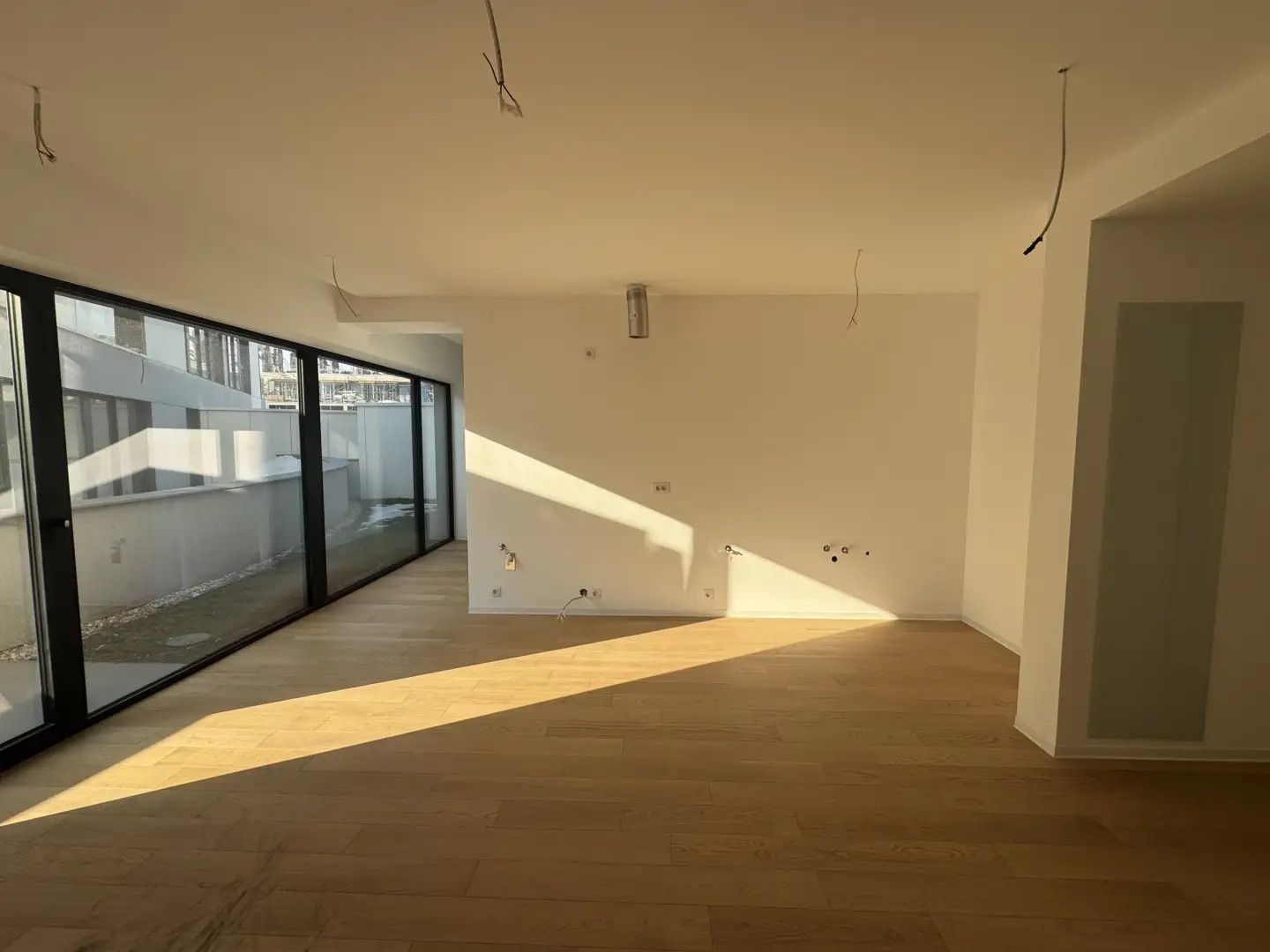 Apartament 2 camere cu gradina - One Lake Club - Poză 1