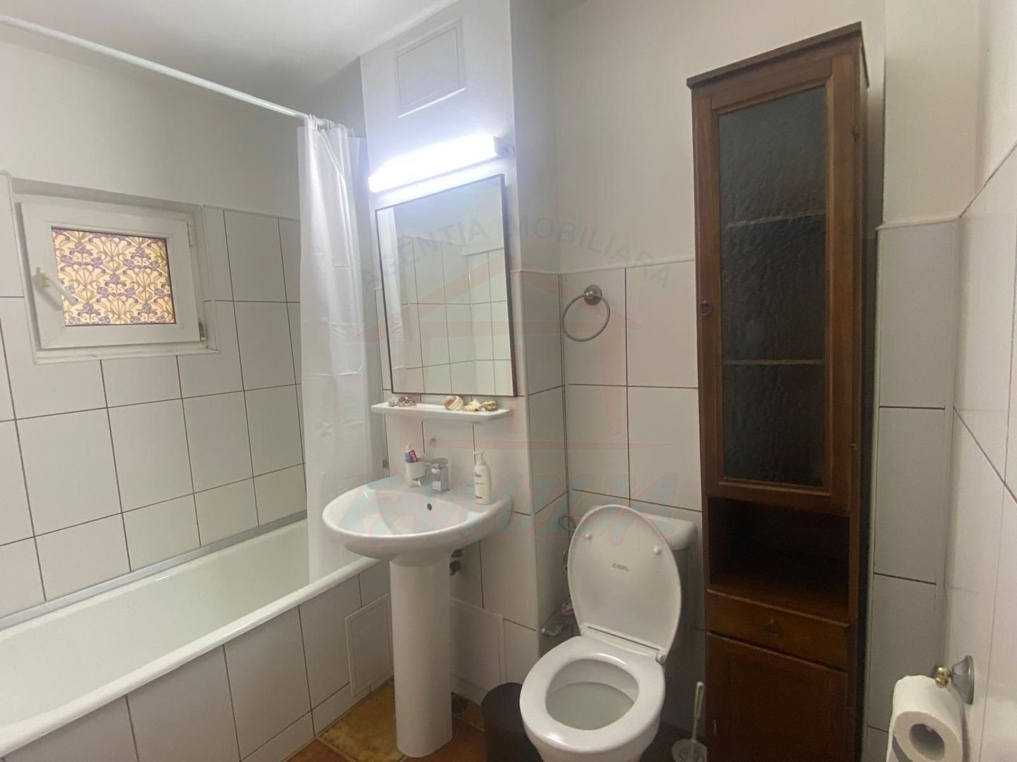 Inchiriere apartament 2 camere, Piata Centrala, 53 mp, 430 EURO/Luna - Poză 6