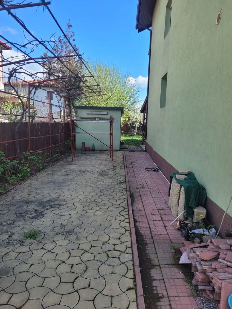 Vilă spațioasă S+P+1E+M | Chitila | Str. 8 Martie - Poză 6