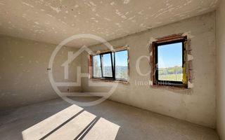 Casă de vânzare cu 4 camere în zona de Dealuri, Oradea - Poză 11