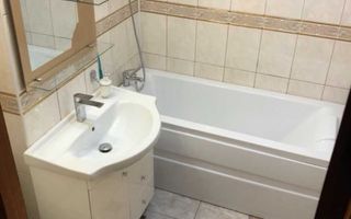 De închiriat apartament 4 camere, zona Marchian - Poză 7